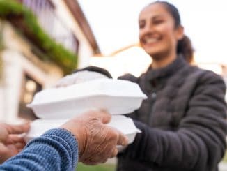 Pet Food Crisis: Meals on Wheels Tackles US Senior Hunger